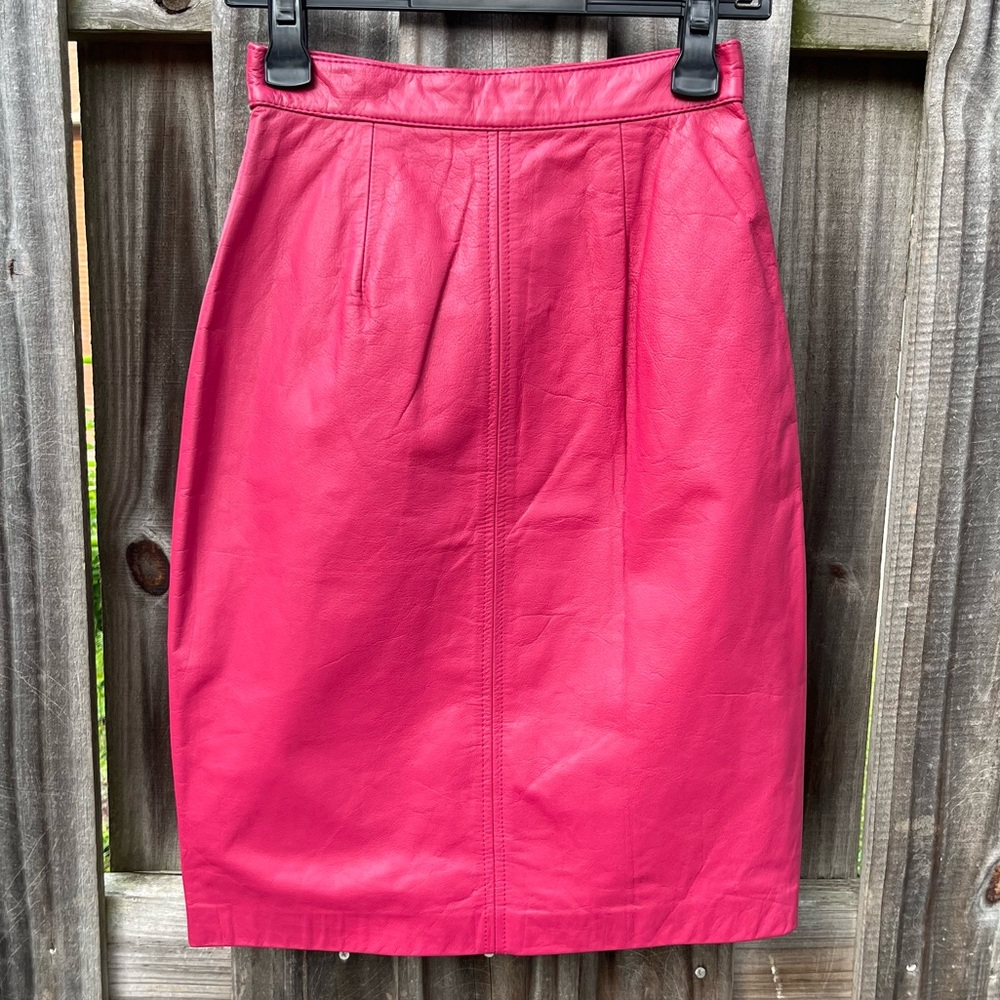 Vintage 90’s pink Leather Pencil Skirt Contemporary Casuals XSmall / Small